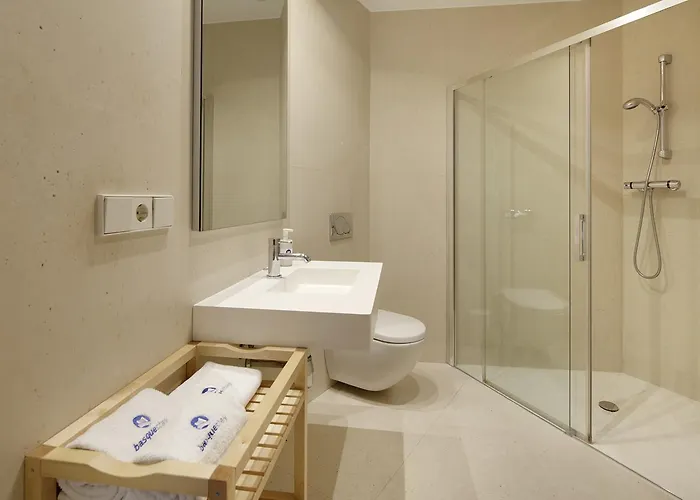 Eider - Basque * San Sebastian